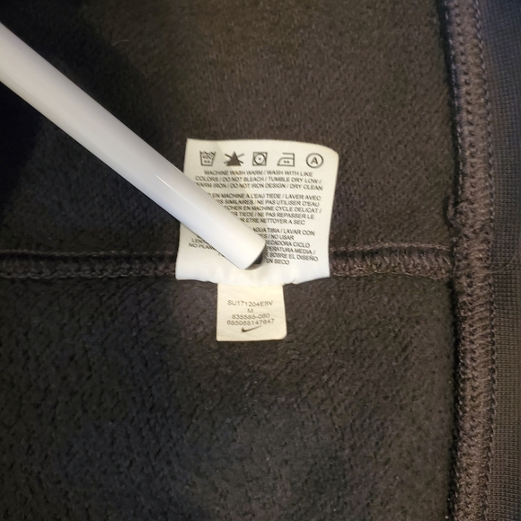 Nike Pullover Hoodie - Picture 7 of 7